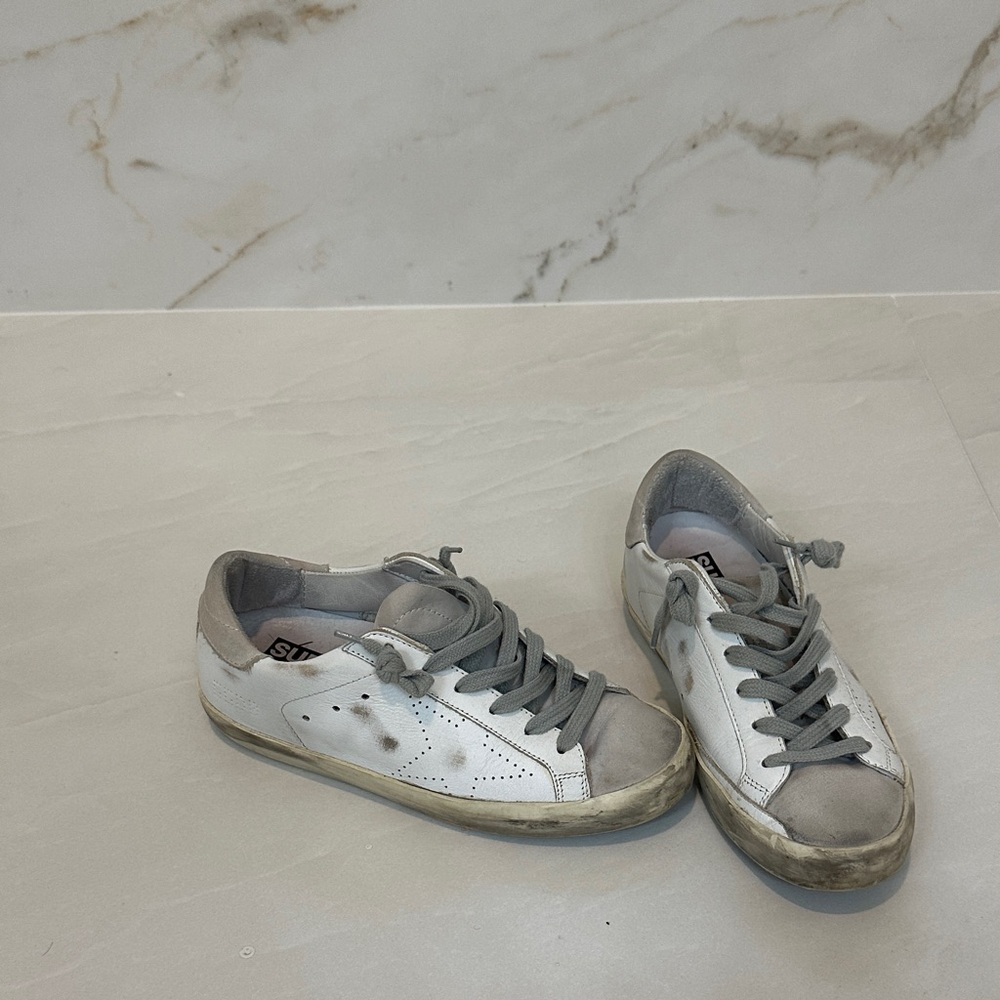Golden Goose White and Gray Women’s Sneakers